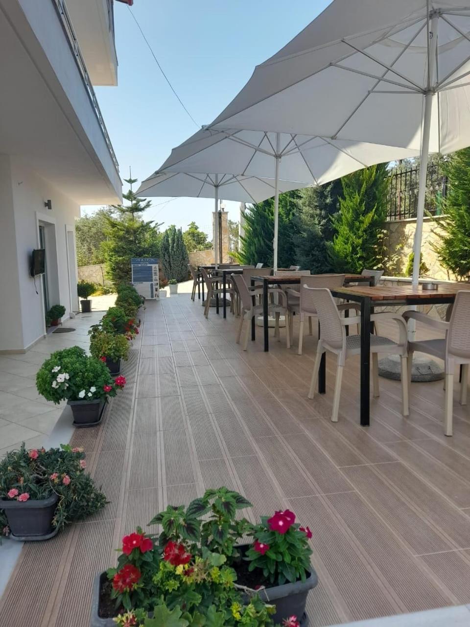 Ervin Second Floor Appartement *
