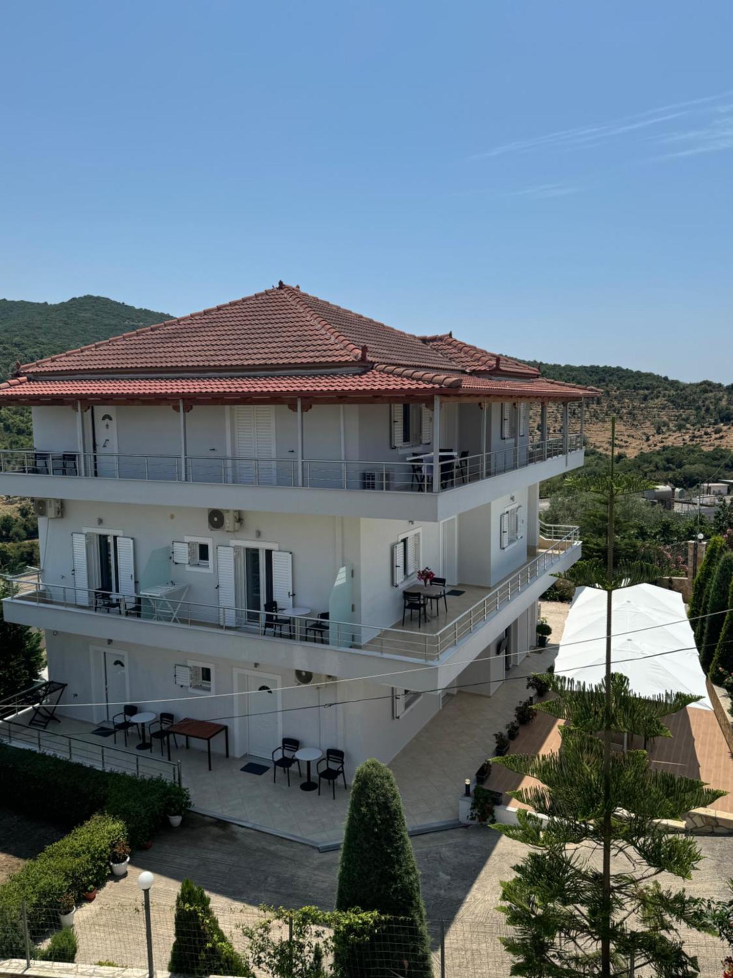 Ervin Second Floor Appartement